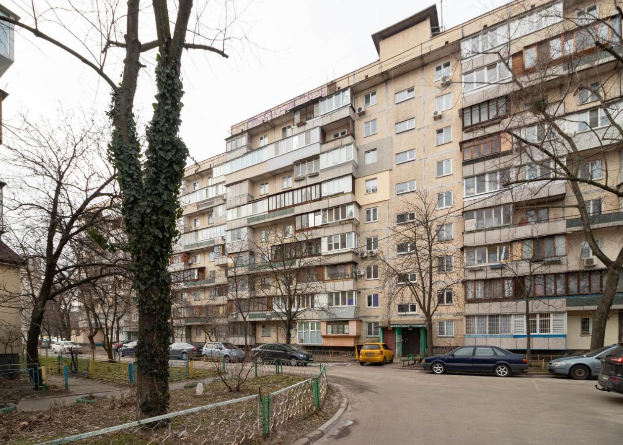 Kvartirkoff Na Geroev Dnepra 3 Kyiv Exterior photo